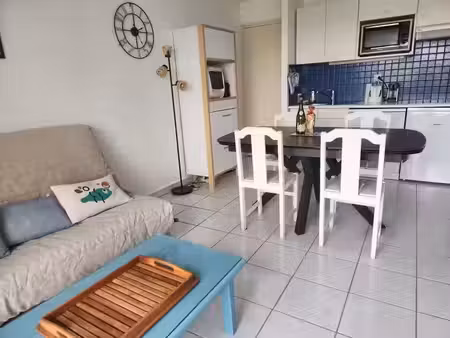 location appartement 3 pièces 47 m² à carnac (56340)