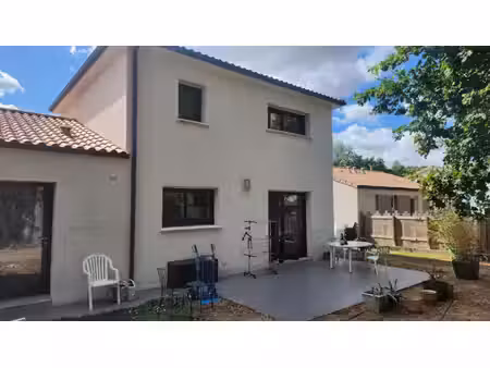 maison au calme proche du bourg