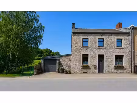maison rénovée en pierre du pays dans le condroz