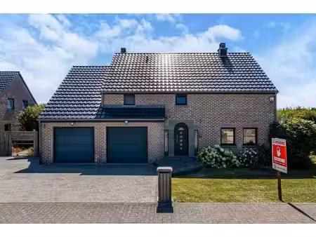 villa prestige avec piscine