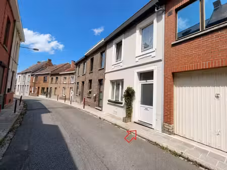 ///sous-option /// maison 3 chambres entièrement renovée! pr