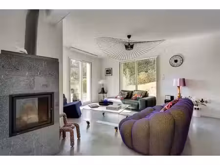 maison de luxe à vendre dans le quartier montrapon - montboucons