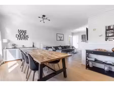 villa à vendre avec garage et terrasse   waterloo (vbe64692)