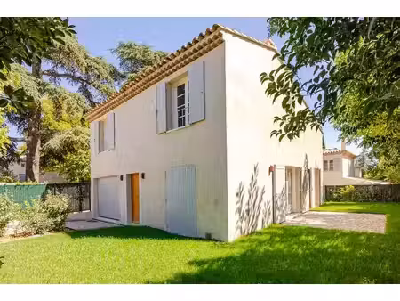 vente maison 4 pièces 105 m² à aix-en-provence (13090)  990 000 €