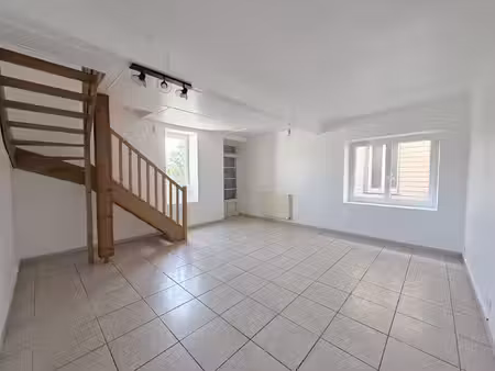 maison 2 chambres et jardin proche gare.