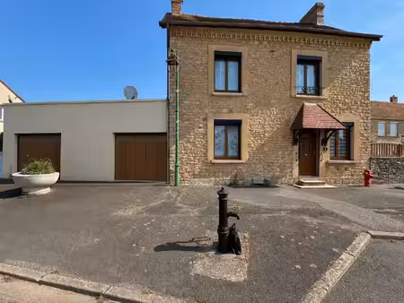 maison individuelle en pierre avec ascenseur – 100 89 m² –