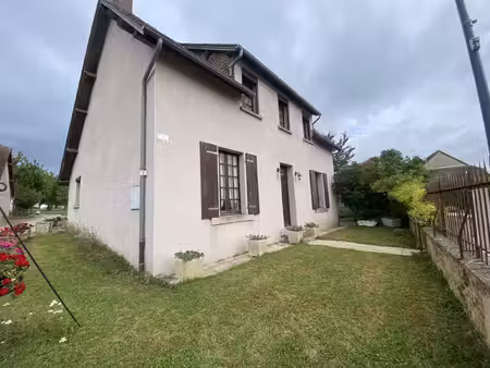 maison de 167 m2 avec grand jardin