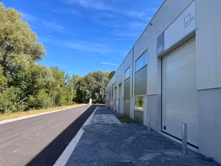 entrepot neuf a nivelles