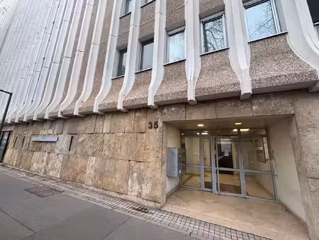location local professionnel 145m² orleans 45000