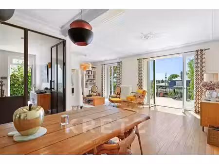 maison de luxe à vendre dans le quartier montretout