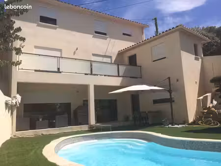 maison vue mer marseille