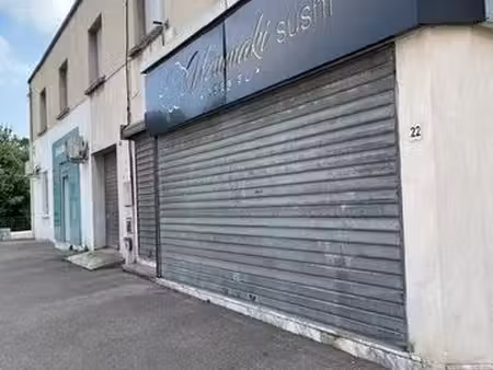 commerce 42 m²