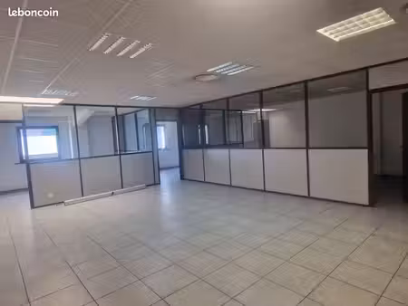 particulier loue – bureaux 180 m² – pôle d’activités aix-les-milles