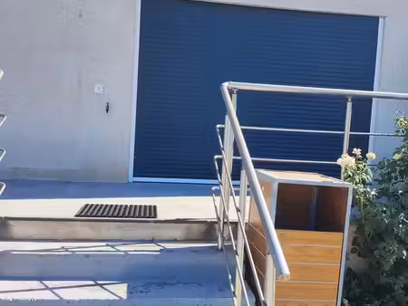 local commercial