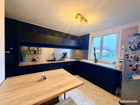 pavillon 5 pièces 140 m²