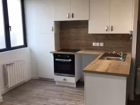 appartement centre cande 75 m²