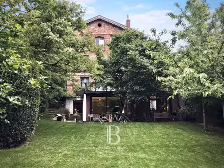 maison de luxe à vendre dans le quartier brancas-fontenelles-beauregard