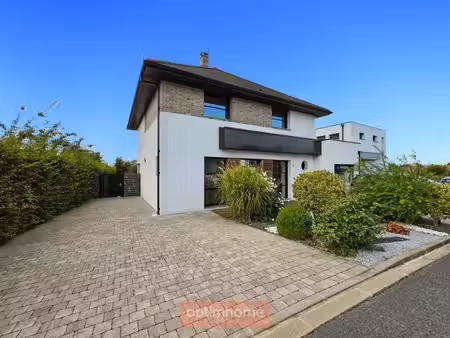 maison contemporaine - piscine chauffée - 145 m² - expo sud