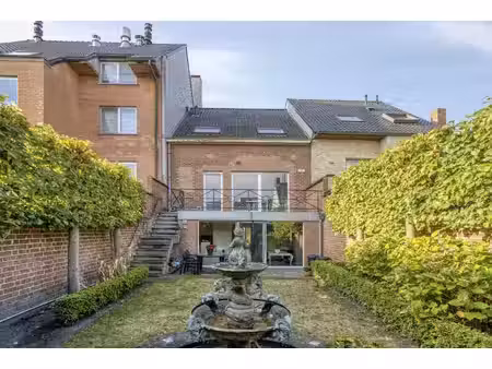 opbrengsteigendom met 2 appartementen in centrum oostkamp