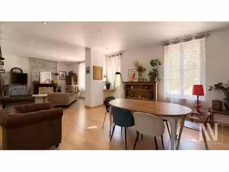 à vendre à saint-lyé  maison ancienne de caractère de 123 m2