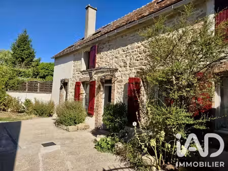 maison de village à montmachoux (77940)