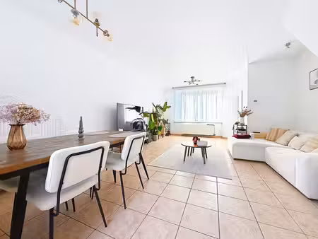 maison rénovée 3 chambres au cœur d'estaimpuis