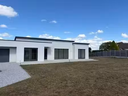 location maison à bourgvallées (50750) : à louer / 130m² bourgvallées