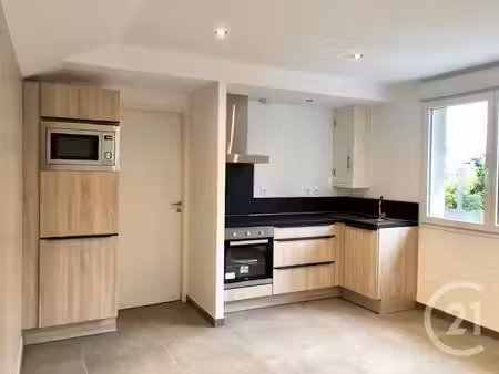 maison à louer - 2 pièces - 35 80 m2 - fougeres - 35 - bretagne