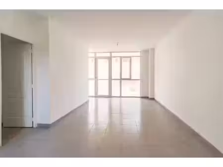 local commercial à vendre