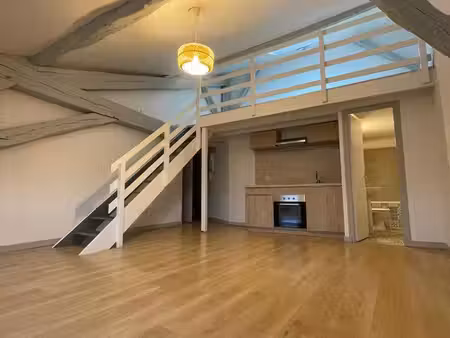 t1 bis rénové 38m2 – hyper-centre avec parking – aixe-sur-vienne