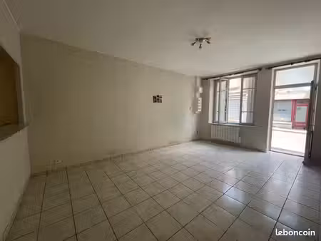 loue maison de ville