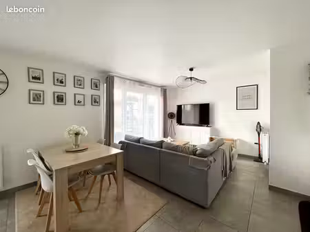 maison 3 pièces 70 m²