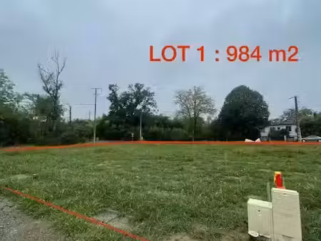 vente terrain 984 m² à biron (64300)  64 000 €
