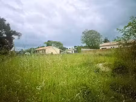 vente terrain 500 m² à cavignac (33620)  50 000 €
