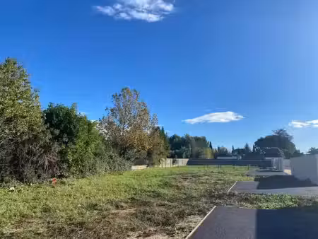 vente terrain 300 m² à redessan (30129)  124 900 €