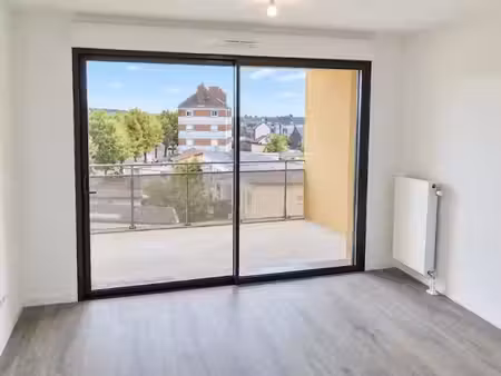 location appartement 2 pièces 41.5 m² à sotteville-les-rouen (76300)  576 €