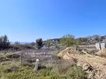 vente terrain 390 m² à pertuis (84120)  175 000 €