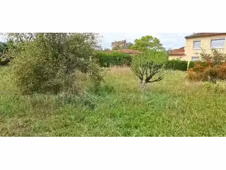 vente terrain 678 m² à cugnaux (31270)  208 000 €