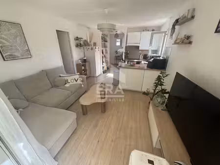 cagnes-sur-mer - 2 pièces de 35m² avec garage  piscine et tennis
