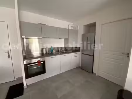 studio récent - saint-jean-le-blanc centre - balcon & stationnement