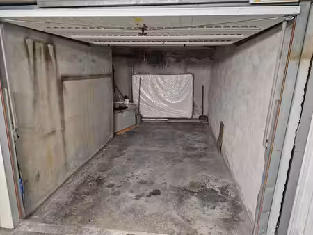 garage box en sous sol dans residence securisee