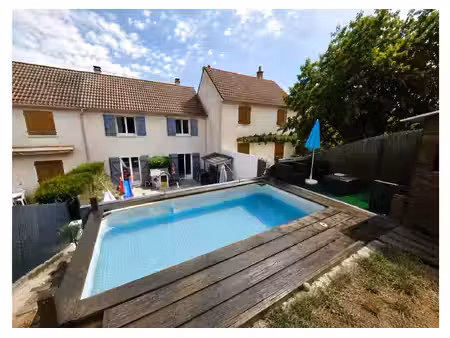 belle maison familiale avec extérieurs le chambon-feugerol