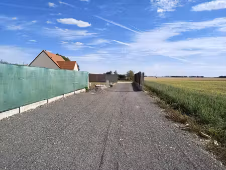 en vente à épieds (27) : terrain de 574m2