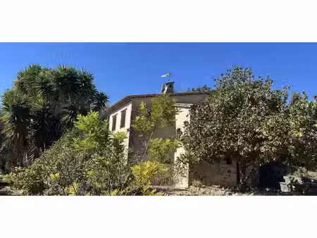 maison avec jardin et terrasse le rouret (06)