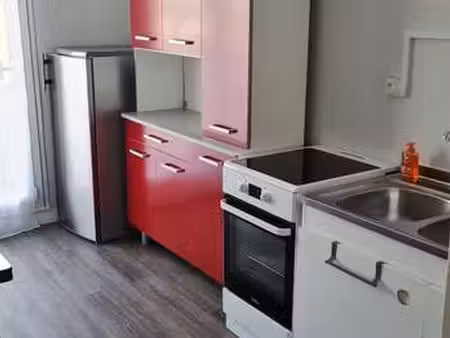 location appartement chambre à segré-en-anjou-bleu (49500) : à louer chambre / 76m² segré-
