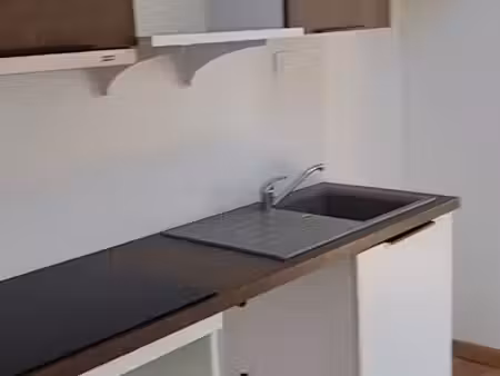 location appartement 2 pièces  52.00m²  marans