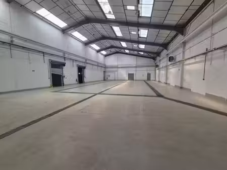 location entrepôt sarcelles 95200 1121m²