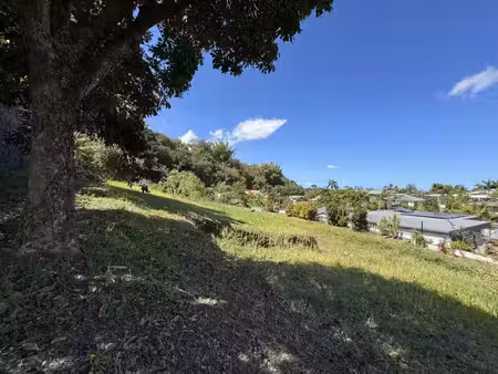 vente terrain 710 m² entre-deux (97414)