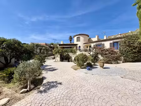 villa de 180m2 en r+1 sur une parcelle 1236m2 + piscine allauch 13190 secteur logis-neuf