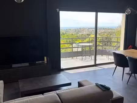 maison individuelle avec piscine